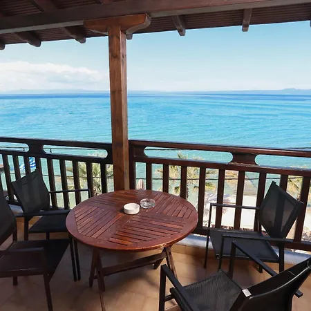 Blue Levantes Sea View פפקוהורי